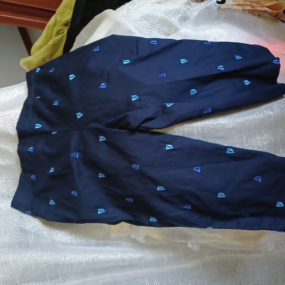 WHITE STAG BLUE SAILBOATS FLAT FRONT CAPRI PANTS SIZE 14 - Picture 1 of 4